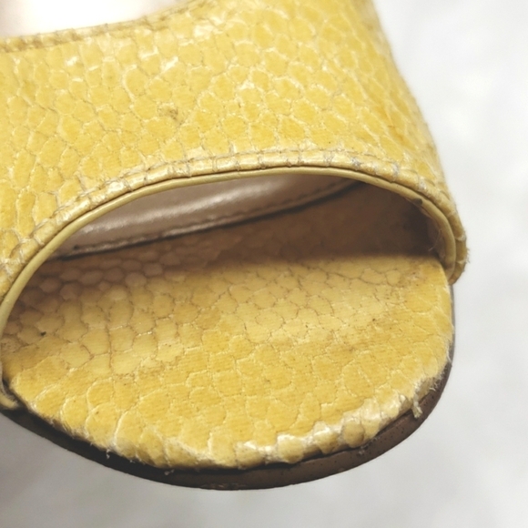 Bandolino MYLAH Faux Snakeskin Heels 6 - Picture 11 of 12